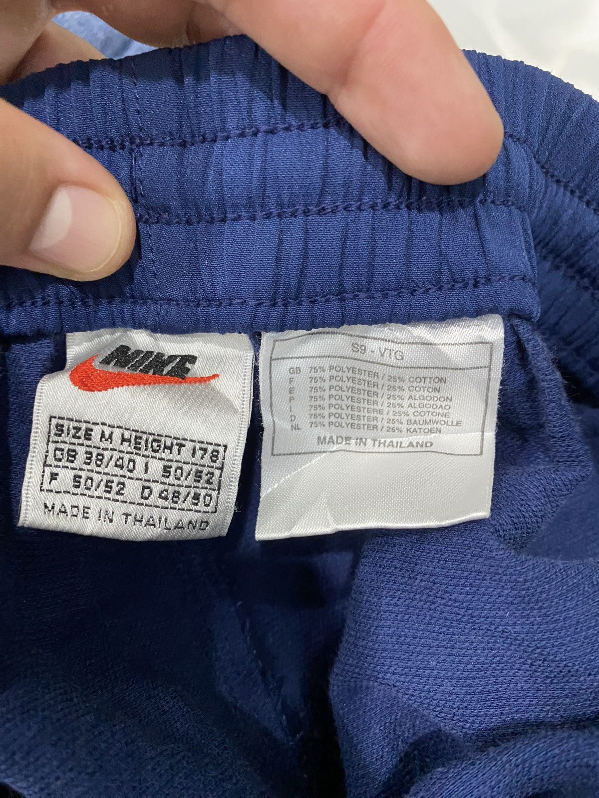 Nike × Vintage 90’s NIKE RARE SWOOSH LOGO Y2K ZIP NYLON TRACK PANTS Size US 32 / EU 48 - 9 Thumbnail