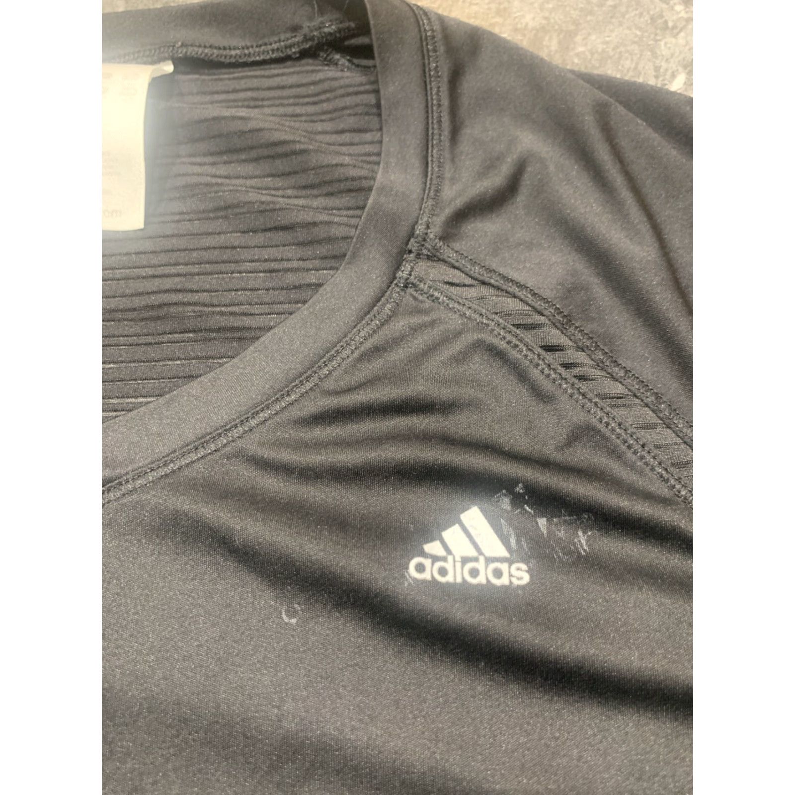 Adidas Adidas Climacool Running Shirt Women Large Black Short Sleeve V-Neck Activewear Size L / US 10 / IT 46 - 3 Thumbnail