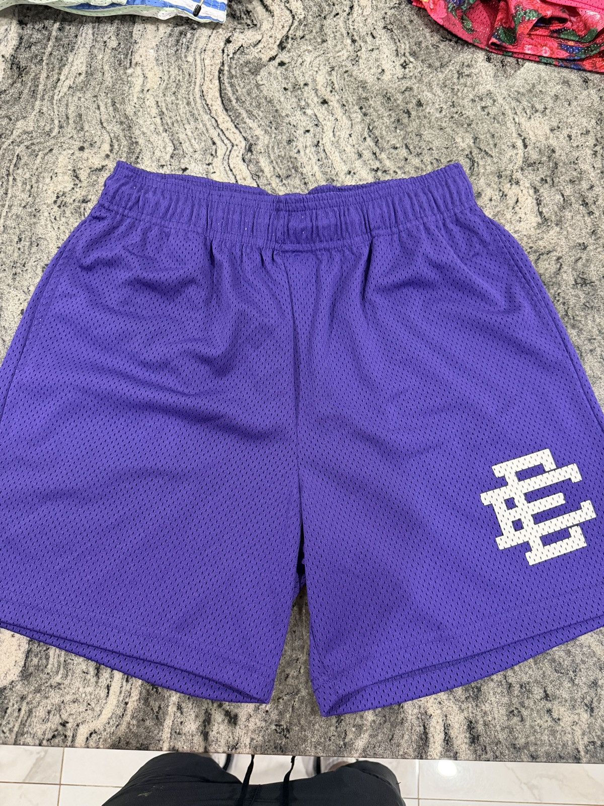 Eric Emanuel Eric Emanuel Lakers Purple shorts Size US 32 / EU 48 - 2 Thumbnail