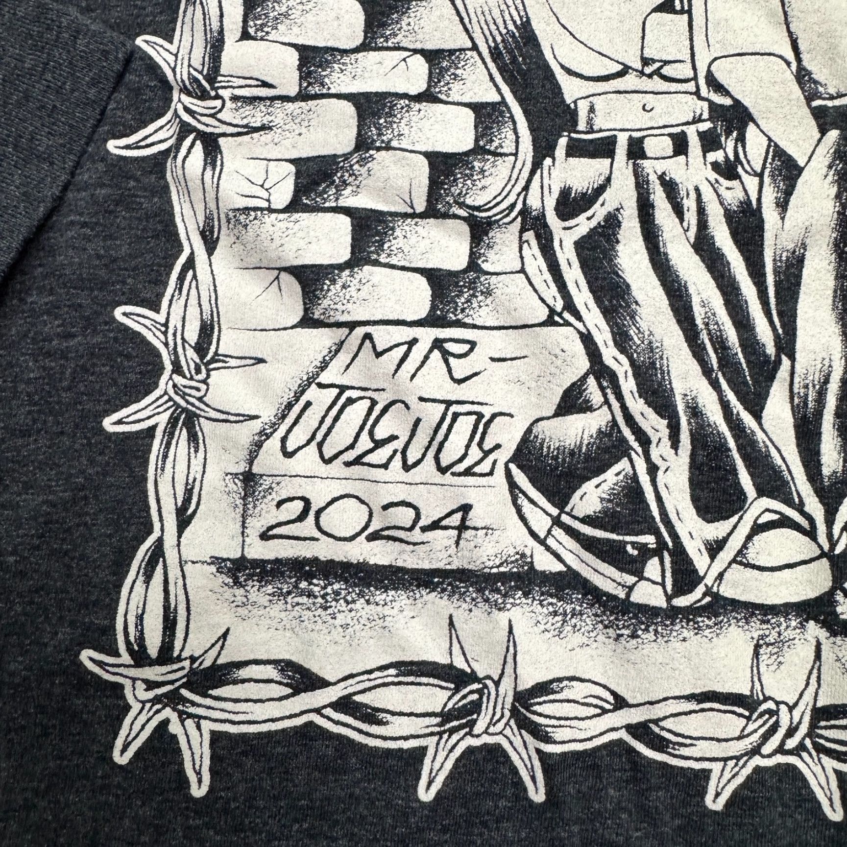 Russell Athletic Russell T-Shirt Mens XL Graphic Tattoo Mission District SF 2024 Frisco Tee LS Size US XL / EU 56 / 4 - 4 Thumbnail
