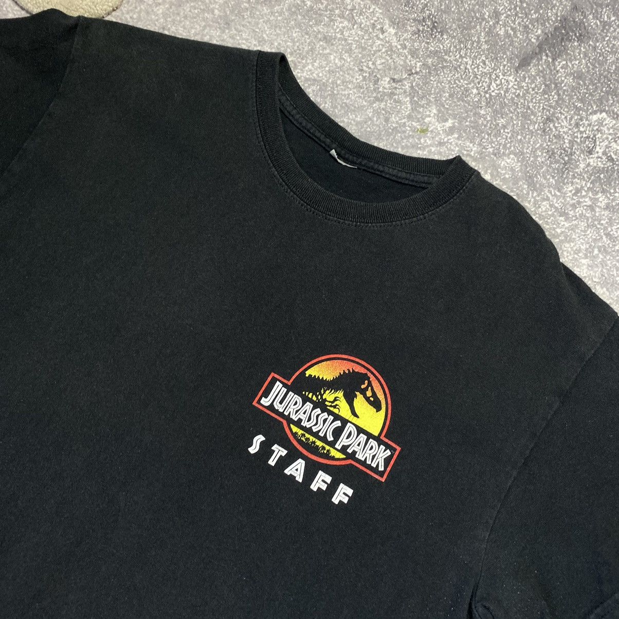 Vintage Vintage 90’s Jurassic Park Ranger Big logo movie tee Size US M / EU 48-50 / 2 - 5 Thumbnail
