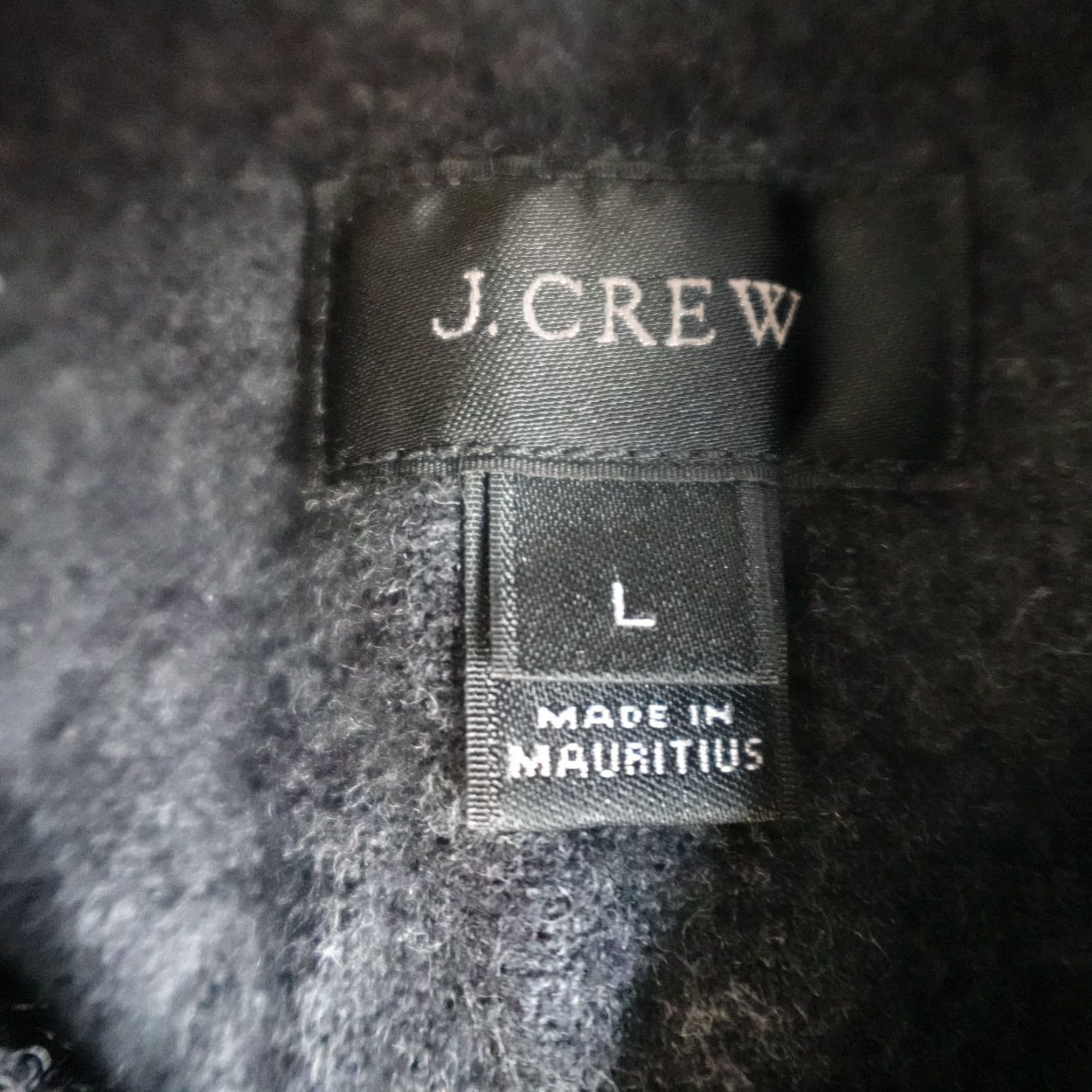 J.Crew J.CREW Shirt Large Gray Charcoal Solid Leather Elbow Patches Cotton Wool Button-Up Long Sleeve Mens L Charcoal Gray Leather Elbow Patches Size US L / EU 52-54 / 3 - 7 Thumbnail