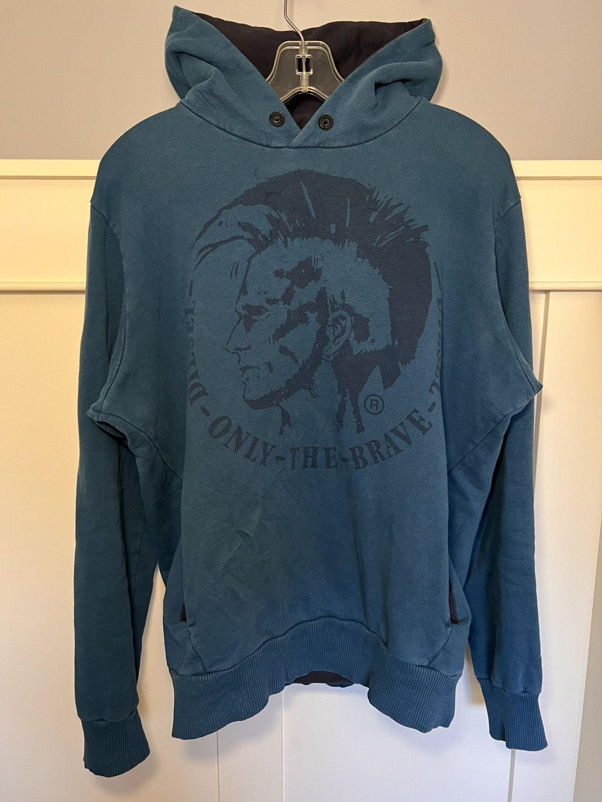 Diesel Vintage Diesel big rockstar head logo pullover hoodie Size US L / EU 52-54 / 3 - 1 Thumbnail