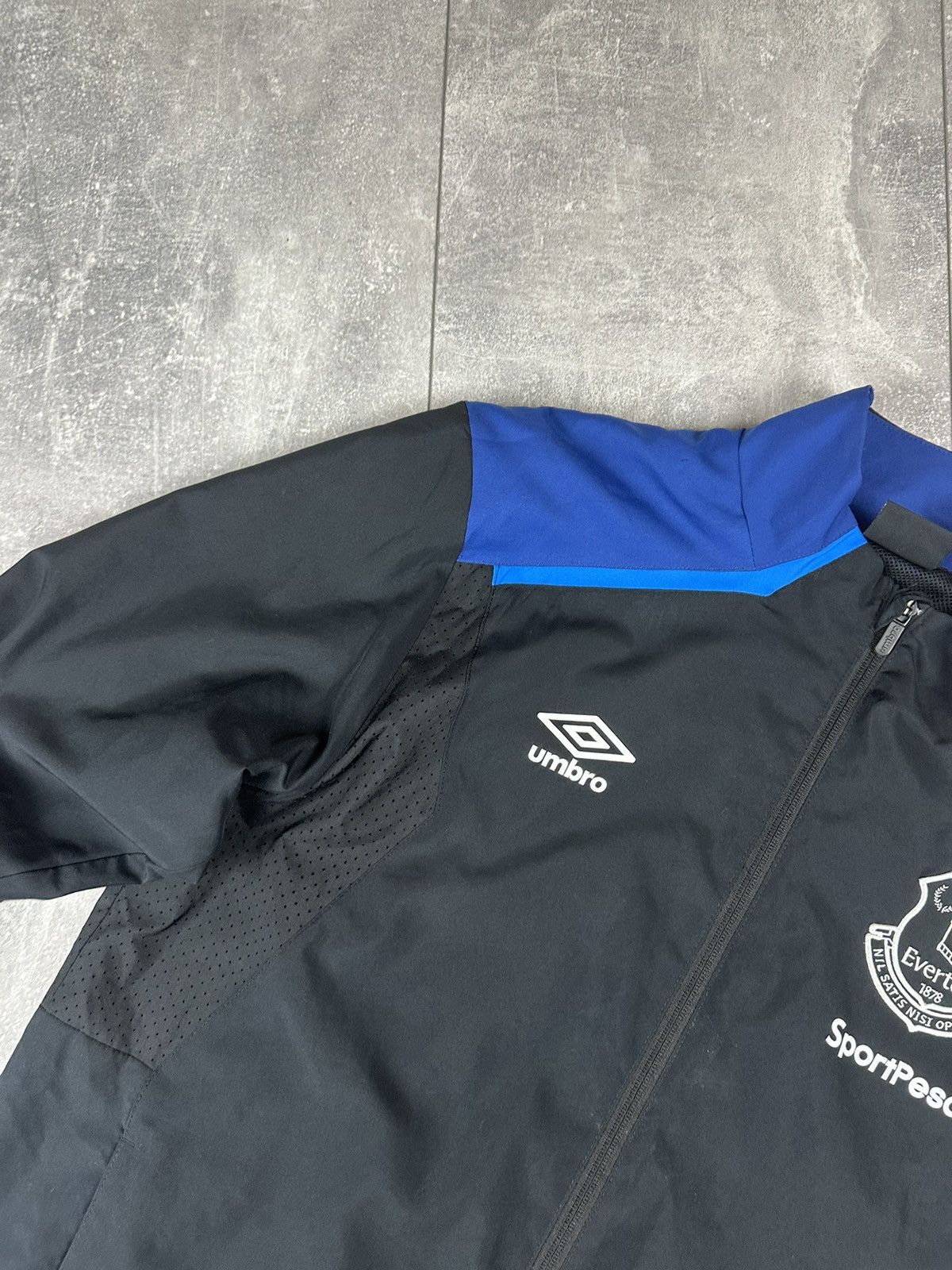 Umbro Umbro Everton FC Soccer Zip Training Top Mens Jacket Size US L / EU 52-54 / 3 - 5 Thumbnail