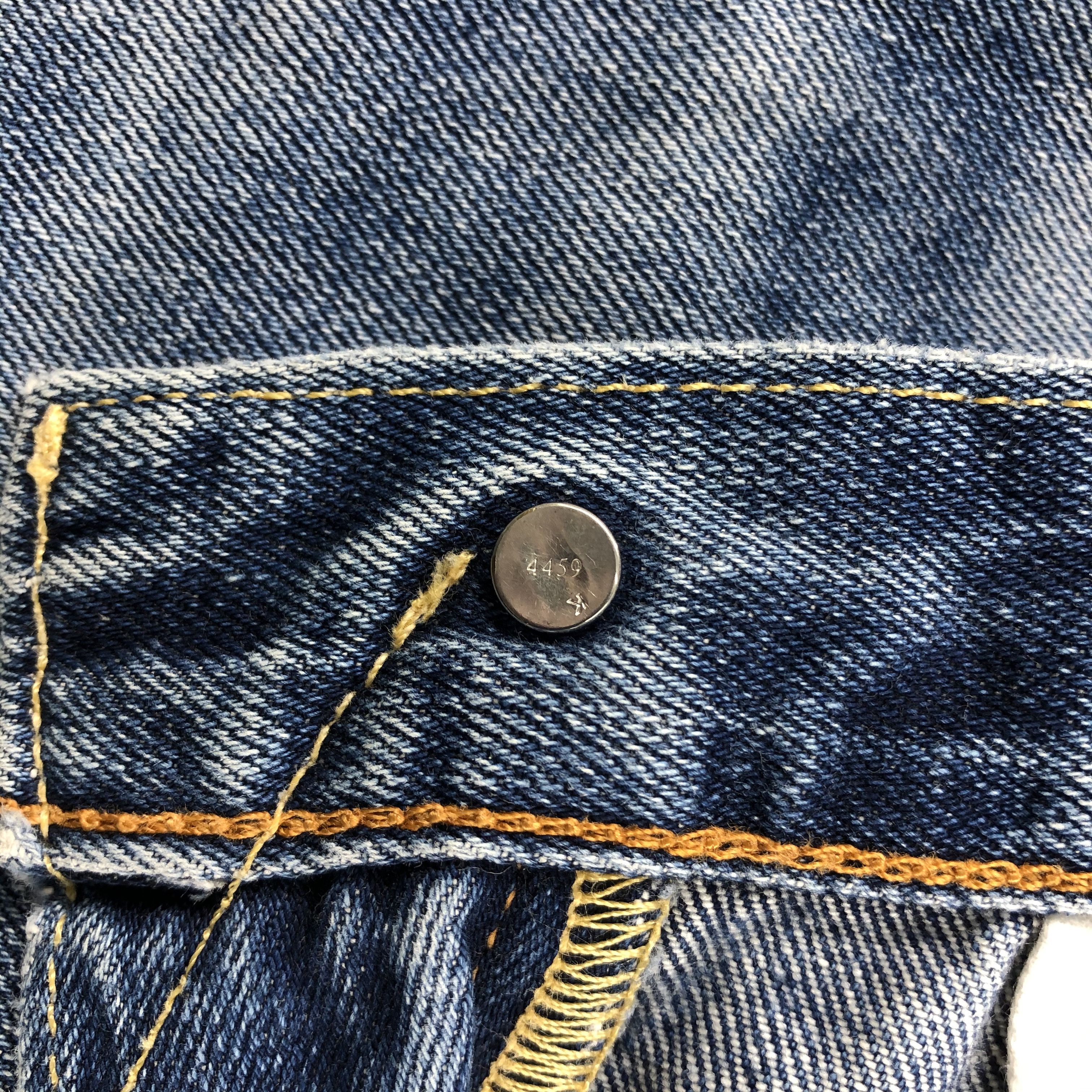 Levi's Vintage Levi's 505 Jeans Faded Blue Denim KJ861 Size US 29 - 14 Thumbnail