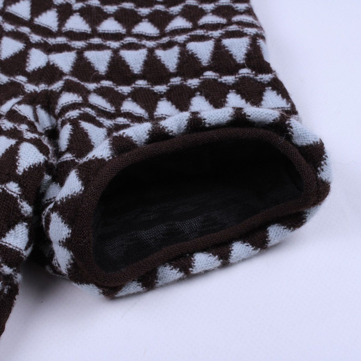 Salvatore Ferragamo × Vintage Vintage Salvatore Ferragamo Wool Cashmere Geometric T-Shirt Size M / US 6-8 / IT 42-44 - 10 Thumbnail