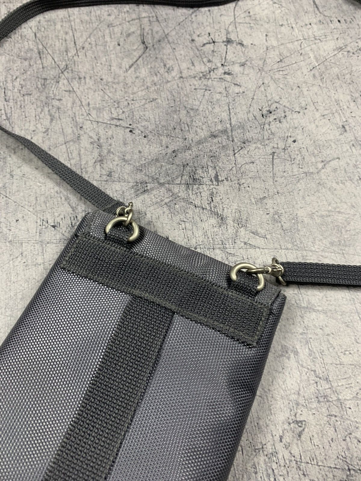 Nike Vintage Hype Nike Swoosh Shoulder Bag Metal Logo Size ONE SIZE - 11 Thumbnail