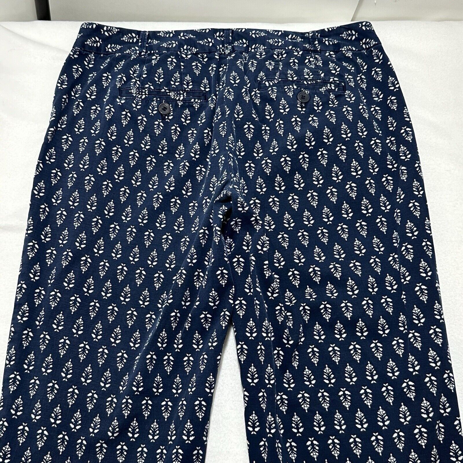Other Talbots 4 Weekend Chino Ankle Pants Floral Navy 29" Inseam Size 27" / US 4 / IT 40 - 7 Thumbnail