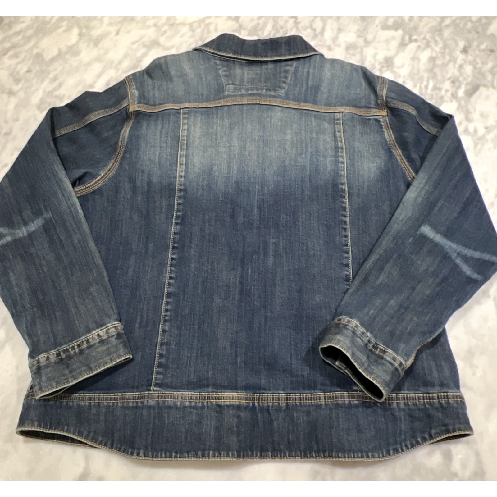 Carhartt Carhartt Denim Trucker Jacket Women’s XL 16-18 Button Up Zip Pockets Stretch Blended Cotton Denim Blue Vintage No N/A Size XL / US 12-14 / IT 48-50 - 6 Thumbnail