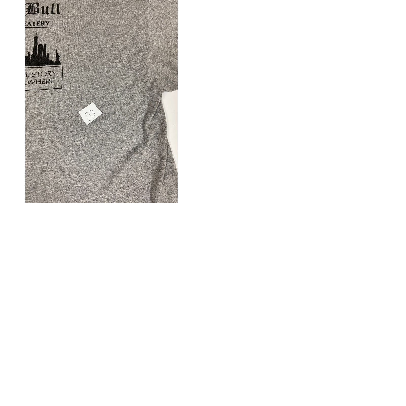 Gildan Manhattan New York Mens Shirt 2XL Gray Gildan T-Shirt Short Sleeve Crew Neck Cotton Blend Geometric Logo Modern Vintage No holes Size US XXL / EU 58 / 5 - 9 Thumbnail