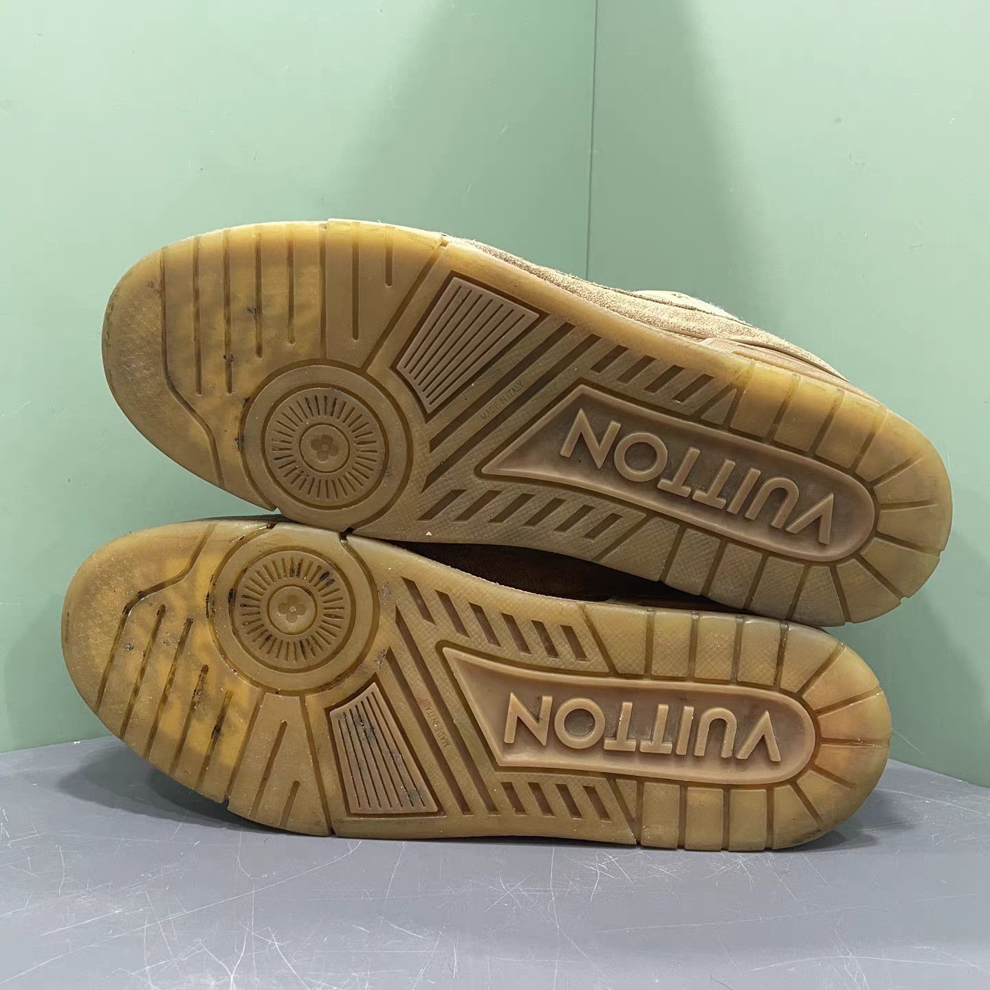 Louis Vuitton Louis Vuitton Trainer Sneakers K15 Size US 9 / EU 42 - 8 Thumbnail