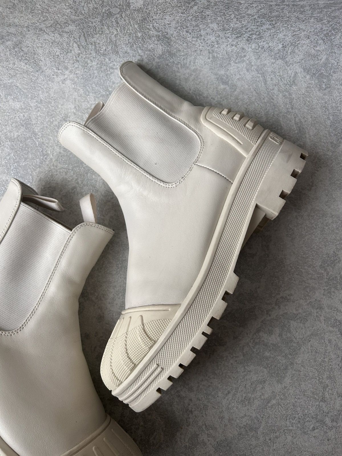 Dior Christian Dior Leather Chelsea Ankle Boots Size US 7 / IT 37 - 11 Thumbnail