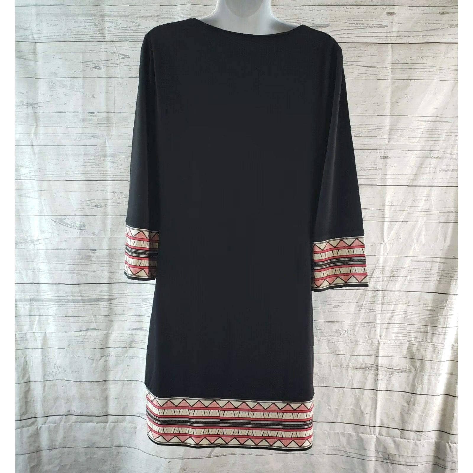 White House Black Market White Huse Black Market Womens Dress Sz Small Embroidered 3/4 Sleeve Black Pink Size S / US 4 / IT 40 - 4 Thumbnail