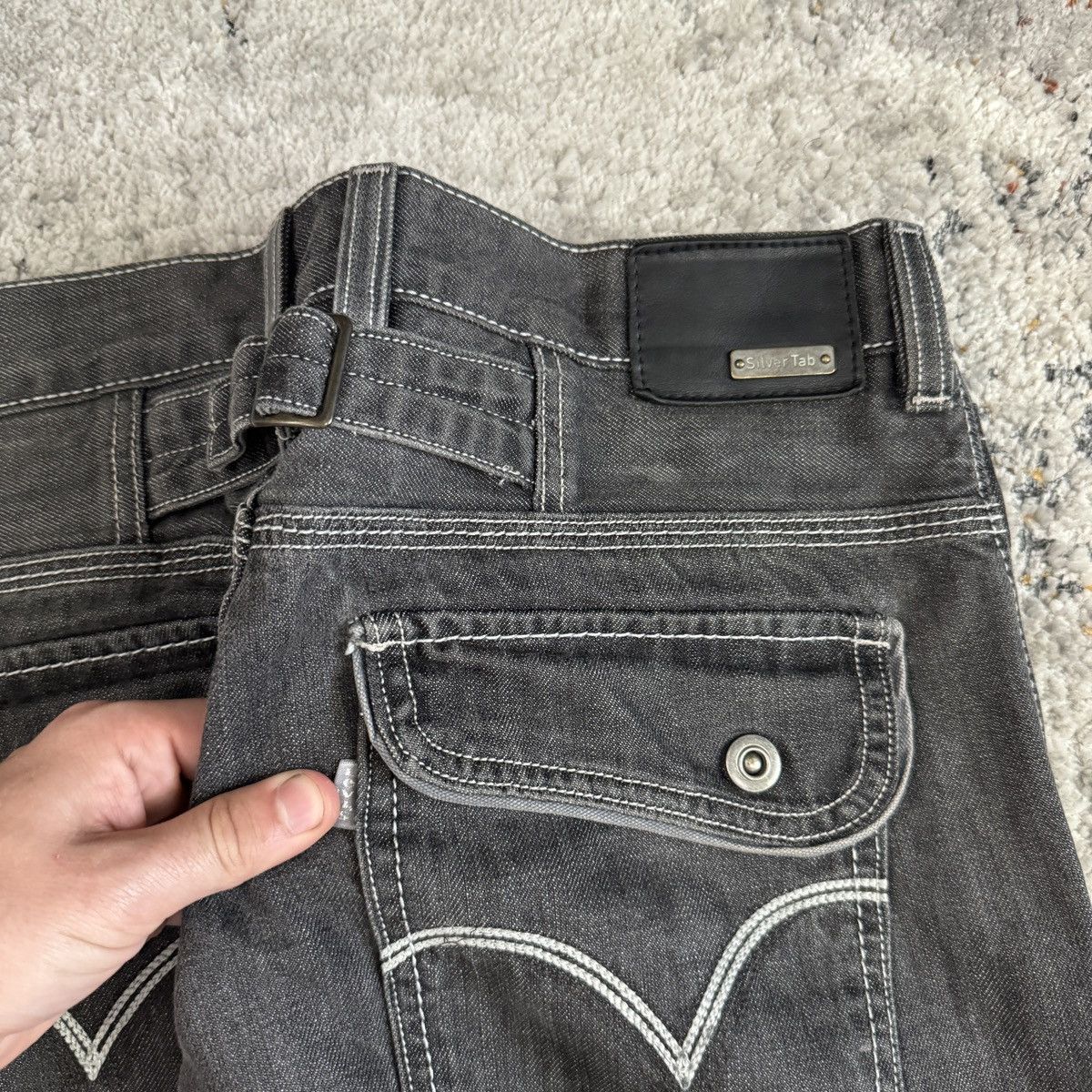 Levi's × StraightFaded × Vintage Rare Vintage Levi’s Silvertab black buckle back faded jeans Size US 32 / EU 48 - 4 Thumbnail