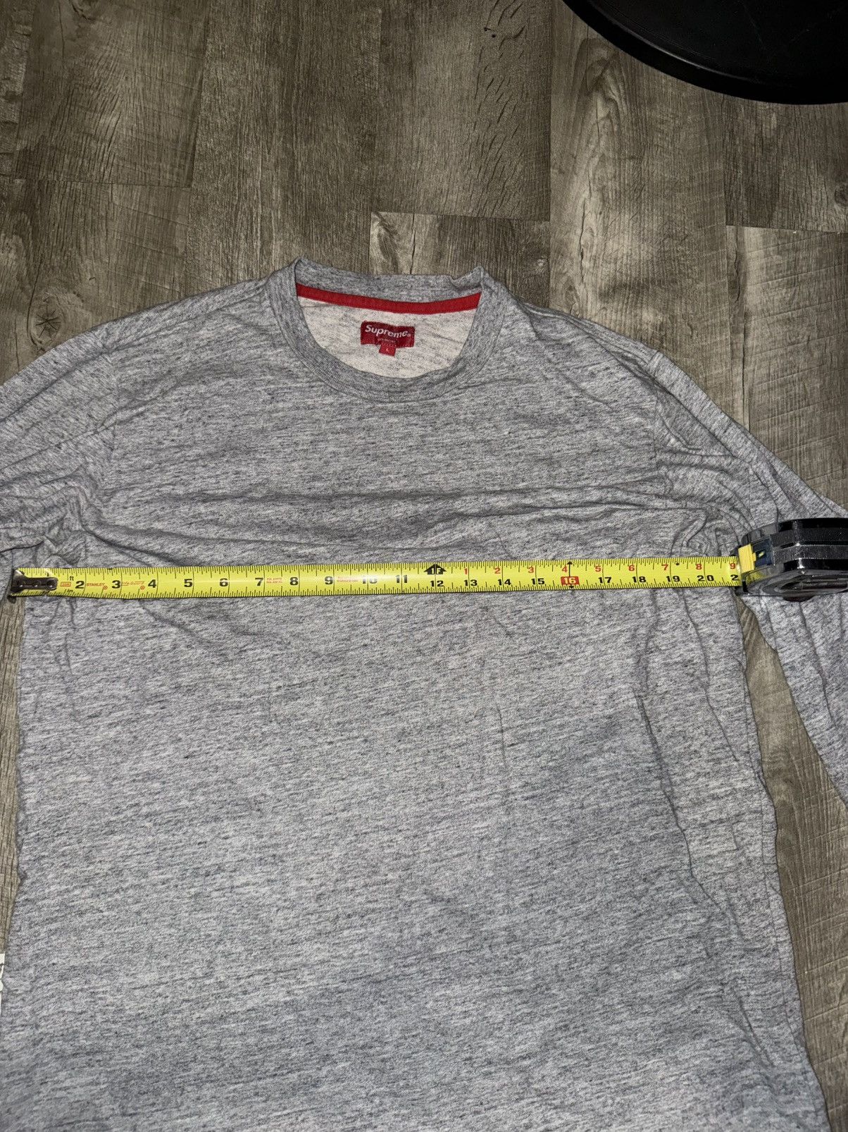 Supreme Supreme Old English logo L/S Size US L / EU 52-54 / 3 - 10 Thumbnail