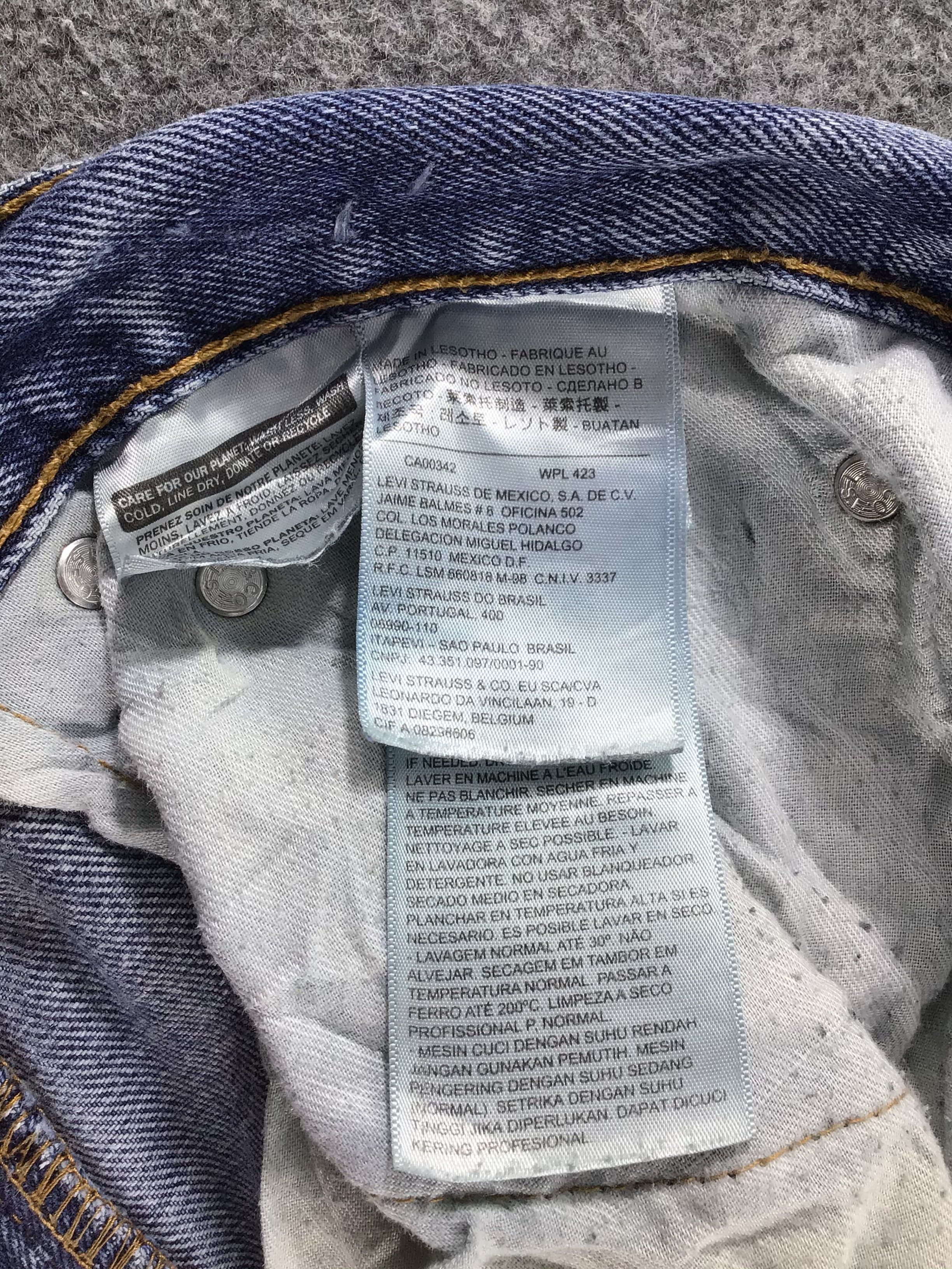 Levi's Distress Vintage Levis 505 Jeans Faded Blue Denim -J512 Size US 33 - 12 Thumbnail