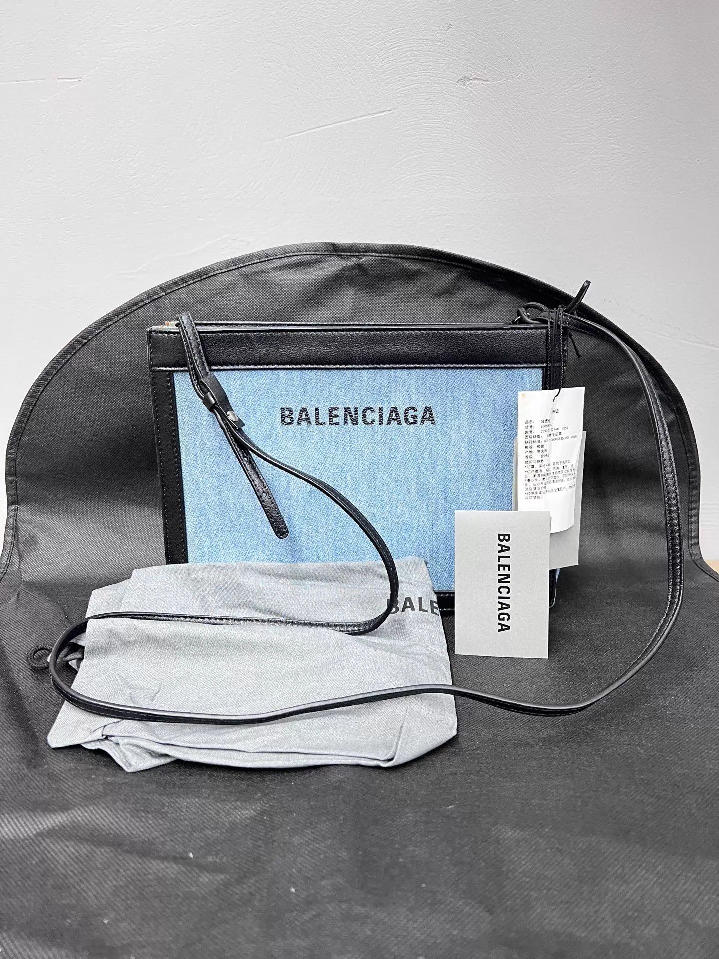 Balenciaga Balenciaga distressed denim envelope bag men's 20x15 Size ONE SIZE - 1 Thumbnail