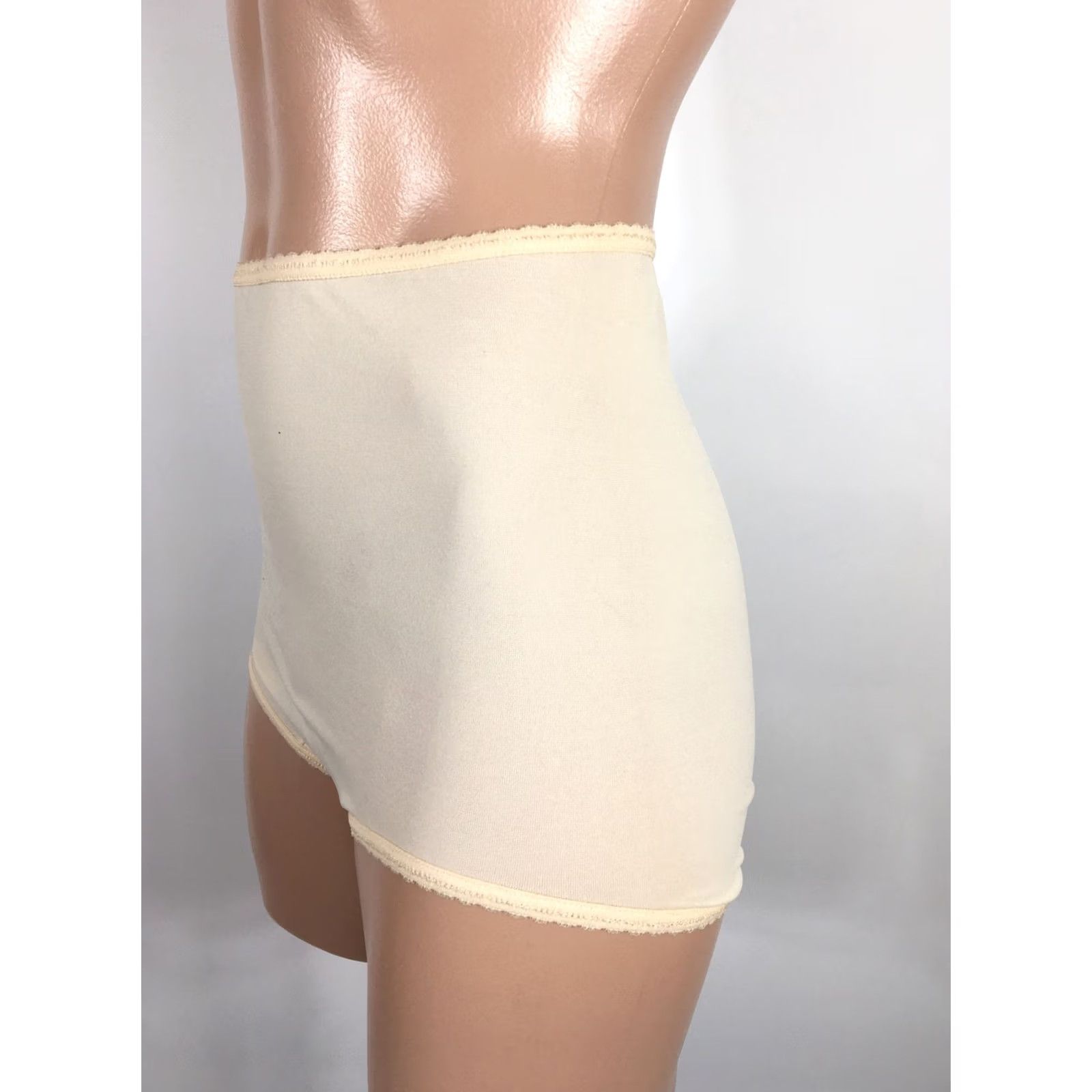 Vintage VINTAGE 1980s MUSHROOM GRANNY NYLON PANTIES LACE SHEER Beige 7 Cabernet Rockabilly Nervy Size 28" / US 6 / IT 42 - 3 Thumbnail