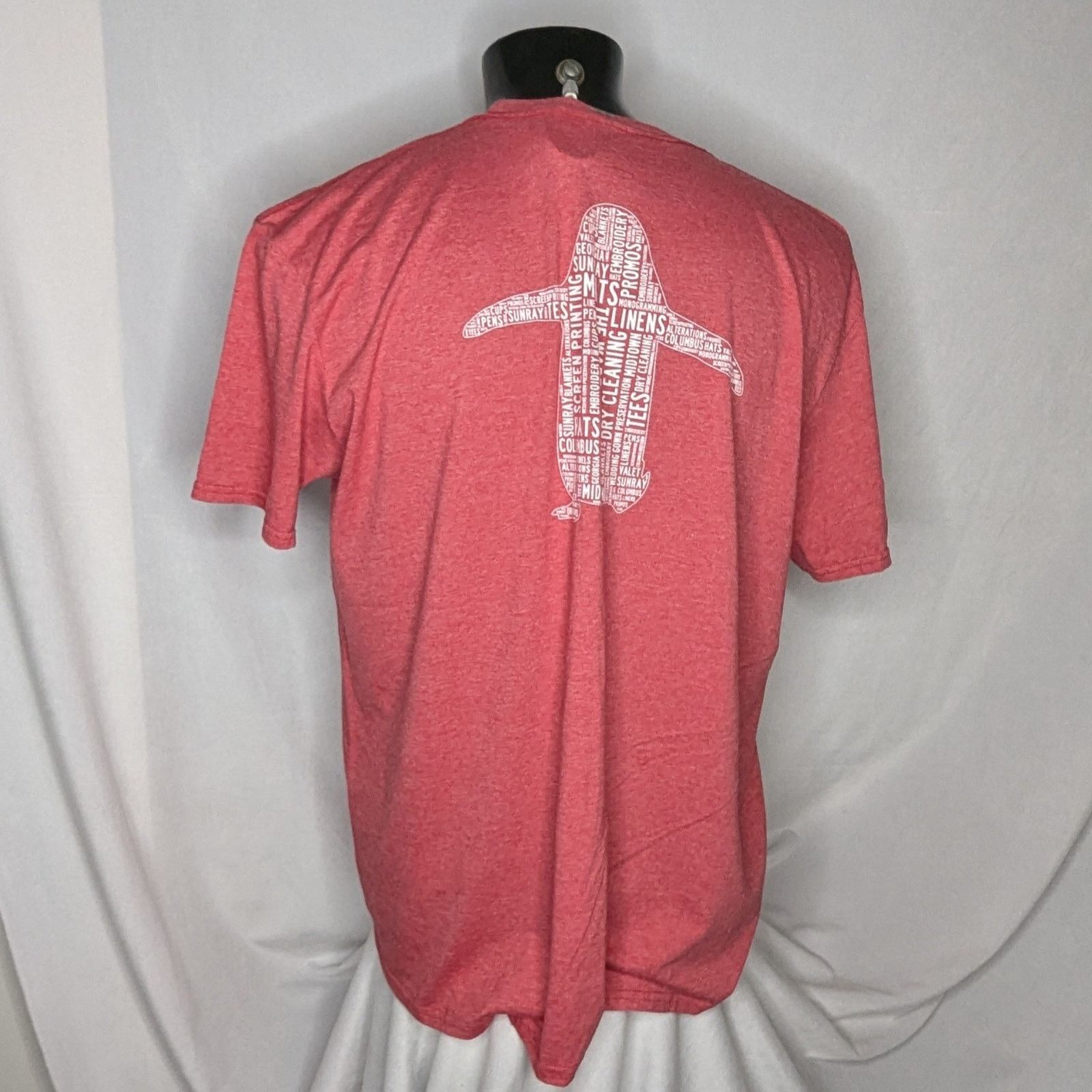Gildan Gildan Men's Graphic T-shirt for Men Red 2XL Size US XXL / EU 58 / 5 - 3 Thumbnail