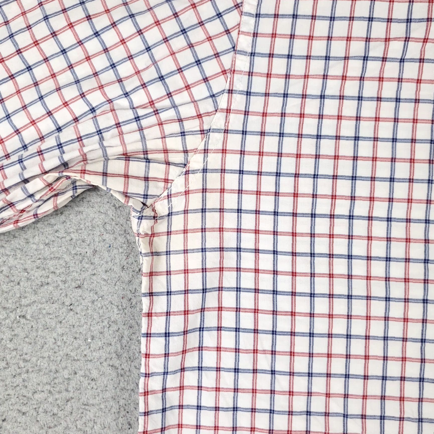 American Eagle Outfitters American Eagle Outfitters Button-Up Shirt Mens Small Blue Red White Check Long Sleeve Casual Preppy Size US S / EU 44-46 / 1 - 3 Thumbnail