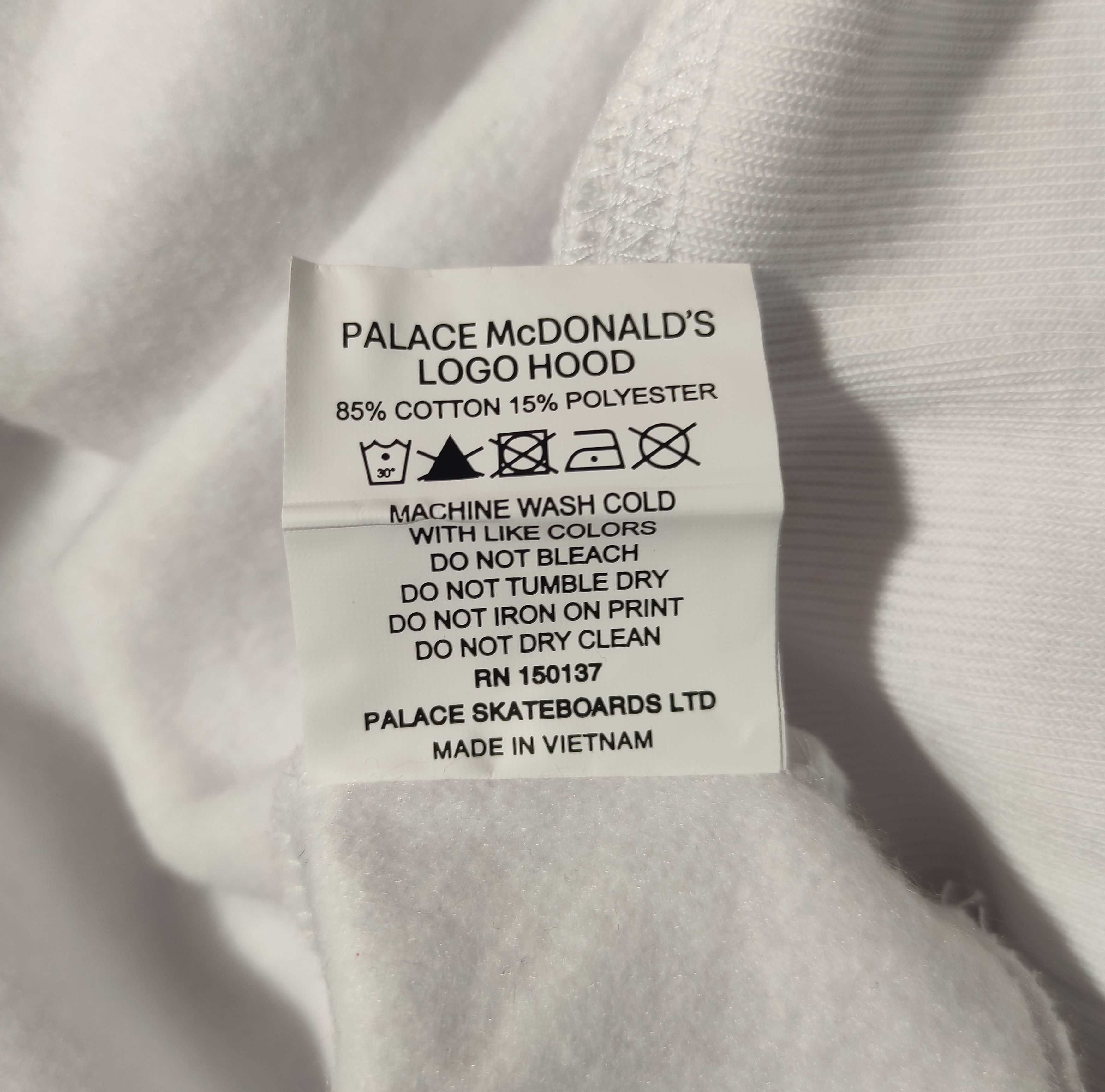 Palace Palace X McDonald's LOGO HOOD WHITE SIZE L Size US L / EU 52-54 / 3 - 9 Thumbnail