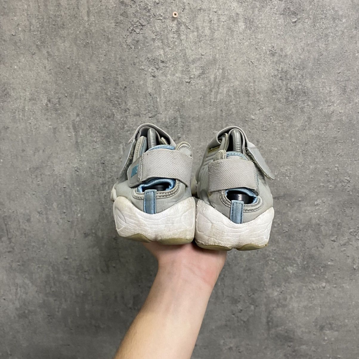 Nike Vintage Y2K Nike Air Rift Swoosh Tabi Shoes Size US 9 / EU 42 - 7 Thumbnail