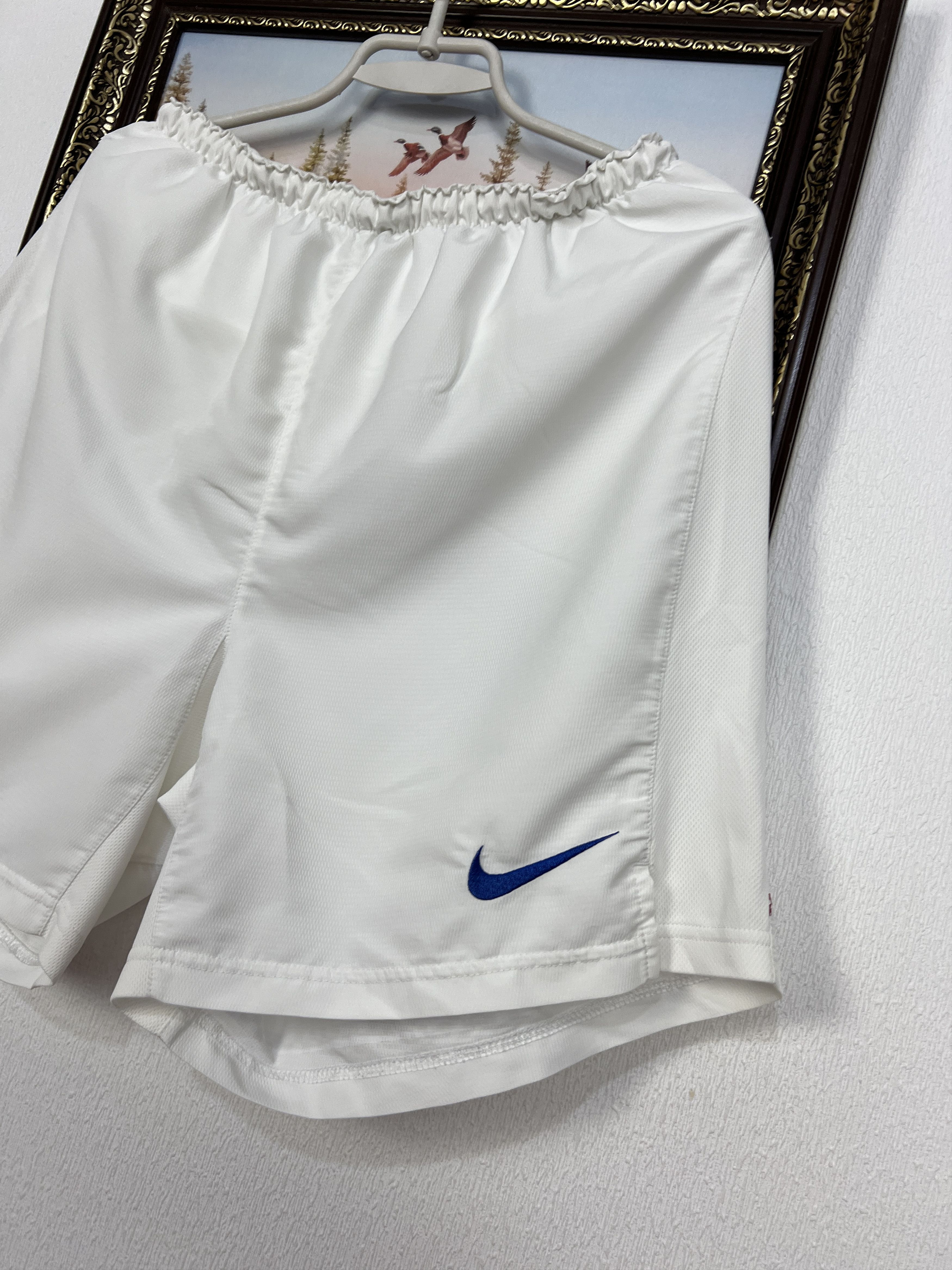 Nike Vintage Nike Croatia Football Shorts Athletic National Team Size US 32 / EU 48 - 2 Thumbnail