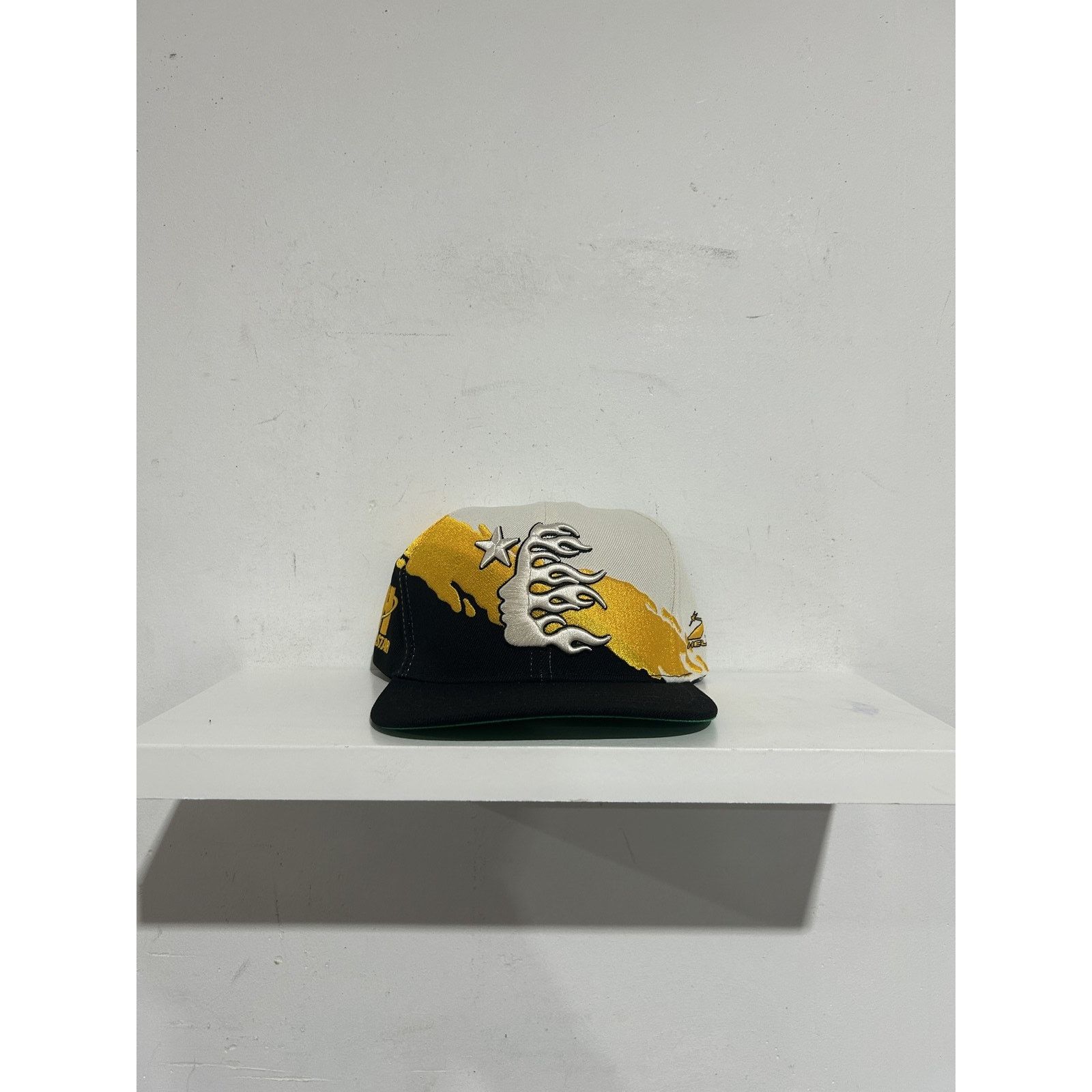 希少 海外限定 HELLSTAR OG CAMO SNAP BACK CAP Hellstar OG Patch Fitted Hat Camo Men's - SS24 - US