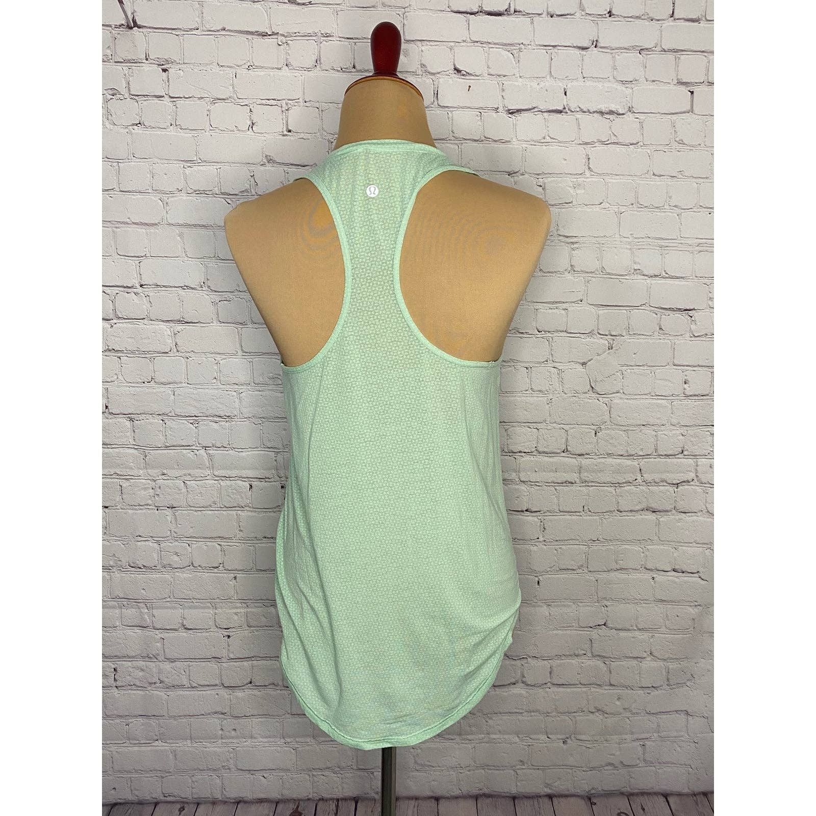 Lululemon lululemon tank top size 8 Size M / US 6-8 / IT 42-44 - 3 Thumbnail