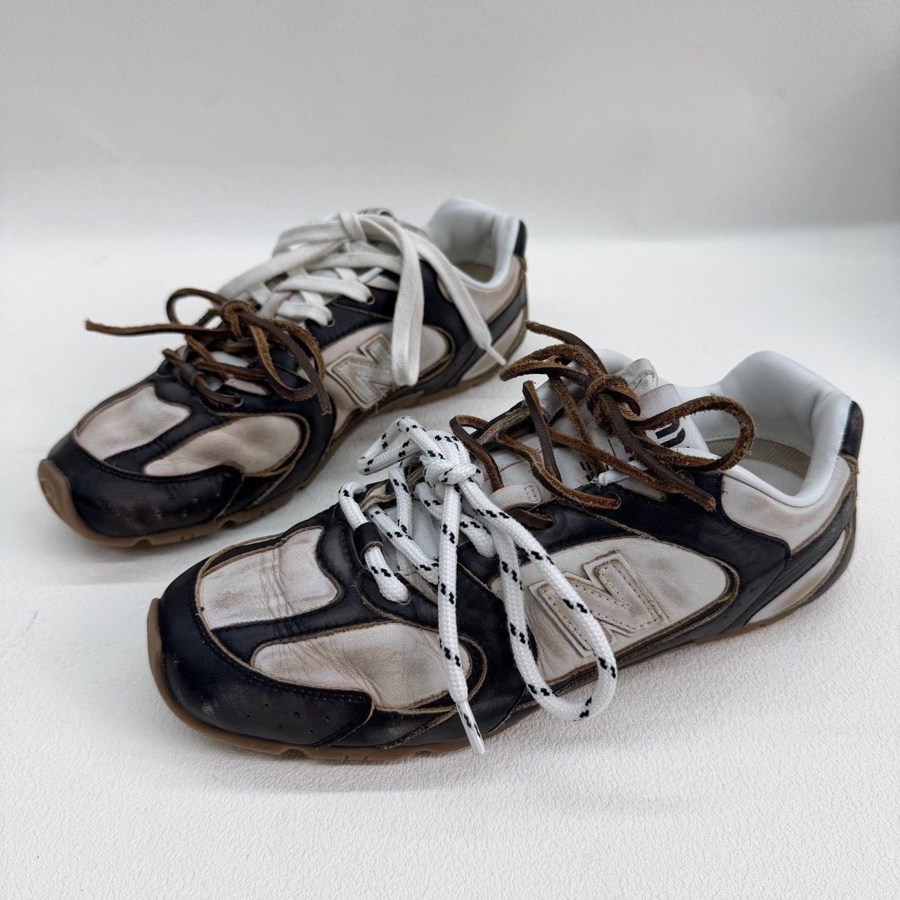 New Balance New Balance Leather Black Lowtop Sneakers us_6-5 Women Size US 6.5 / IT 36.5 - 1 Thumbnail