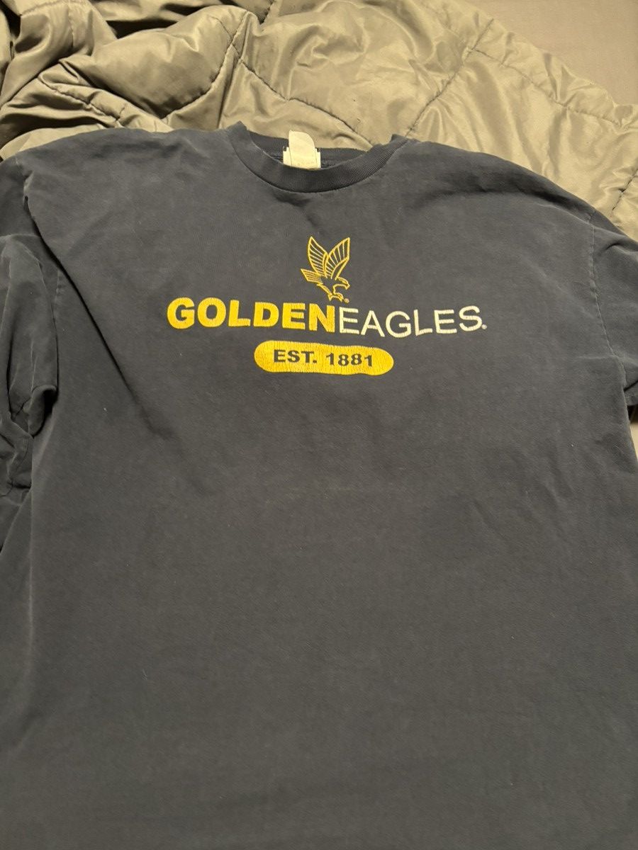 Foot Locker × Vintage Vintage Foot Locker Marquette Golden Eagles Long Sleeve Size US XL / EU 56 / 4 - 2 Thumbnail