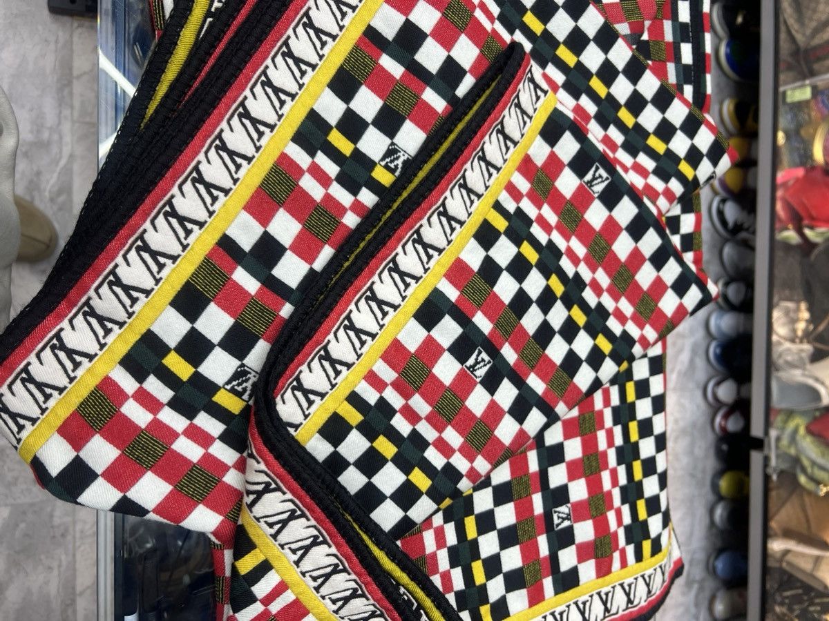 Louis Vuitton Louis Vuitton Damier Check Blanket Size ONE SIZE - 6 Thumbnail