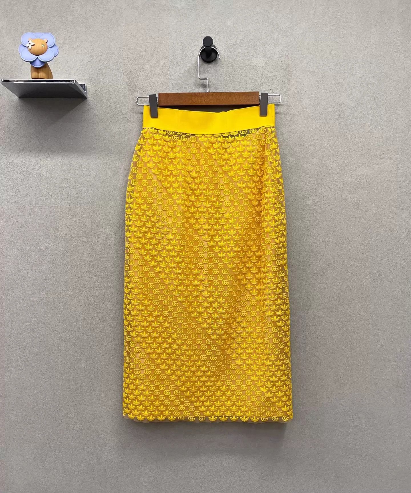 Gucci GUCCI x adidas Yellow Vest & Skirt Set Women XS Size 25" / US 0 / IT 36 - 4 Thumbnail