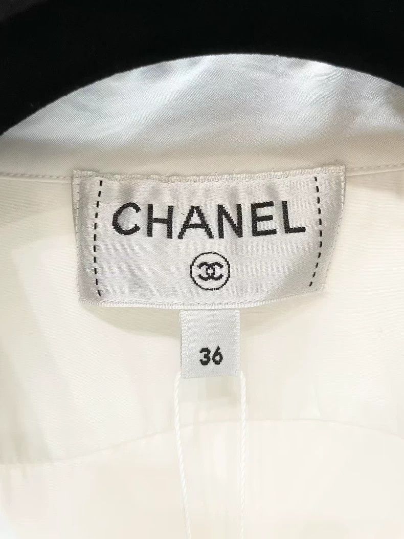 Chanel Chanel Medium-length shirt with velvet collar Size XS / US 0-2 / IT 36-38 - 3 Thumbnail