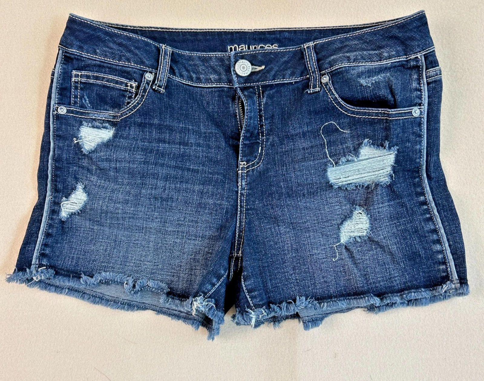 Designer MAURICE'S Distressed Shorts Sz7/8 MidRaw Hem Frayed Thrashed Size 30" / US 8 / IT 44 - 5 Thumbnail