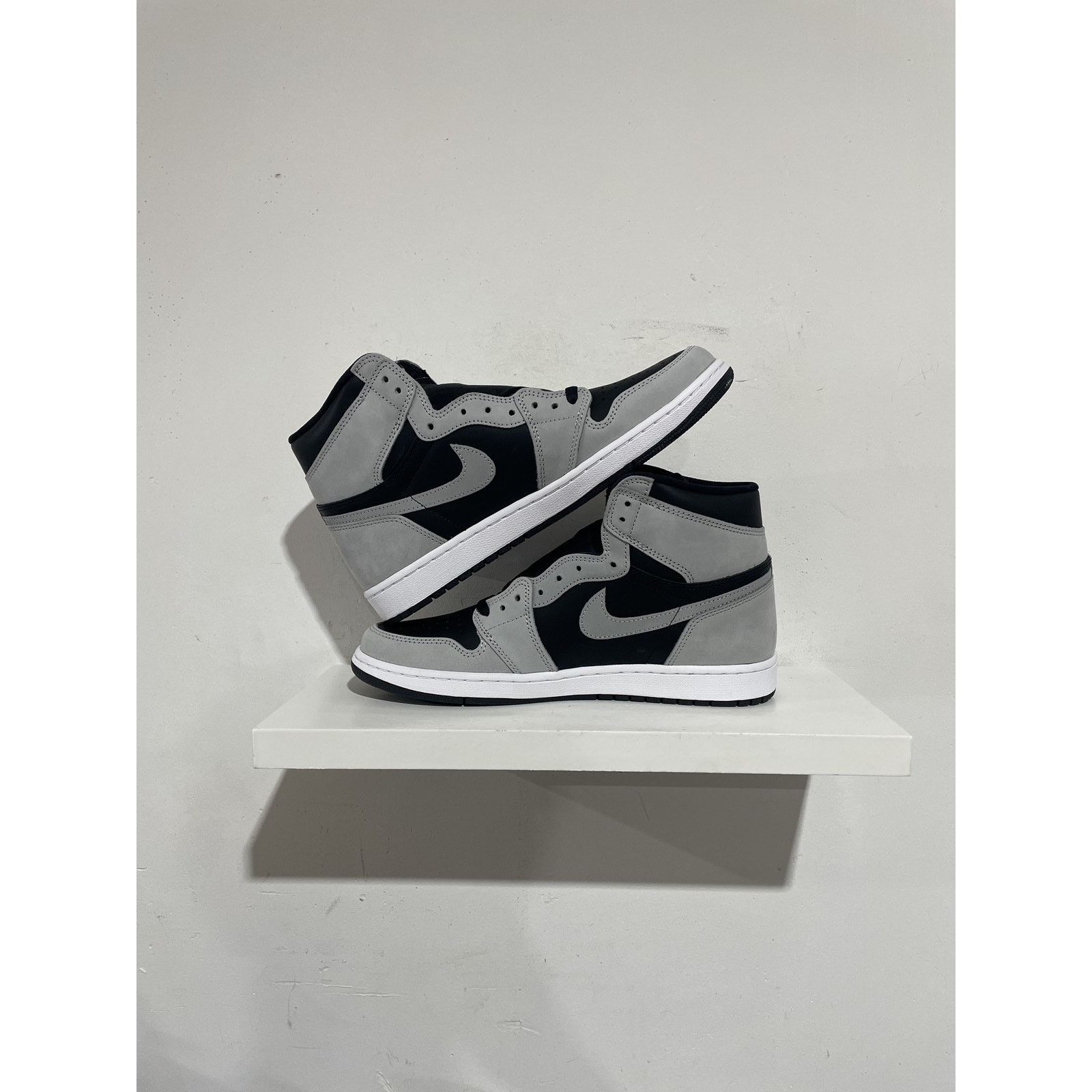Jordan Brand NIKE JORDAN 1 HIGH SHADOW 2.0 SIZE 10.5 NEW Size US 10.5 / EU 43-44 - 2 Thumbnail