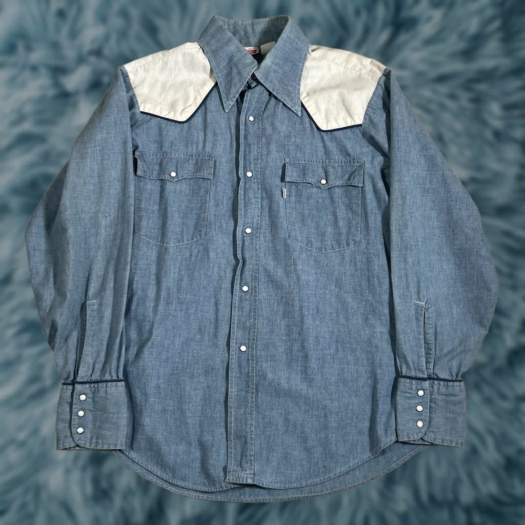Levi's VINTAGE Levi's Shirt Chambray Pearl Snap Sawtooth Pocket Western Made In USA M Blue Mens Long Sleeve Shirt Size US M / EU 48-50 / 2 - 1 Thumbnail