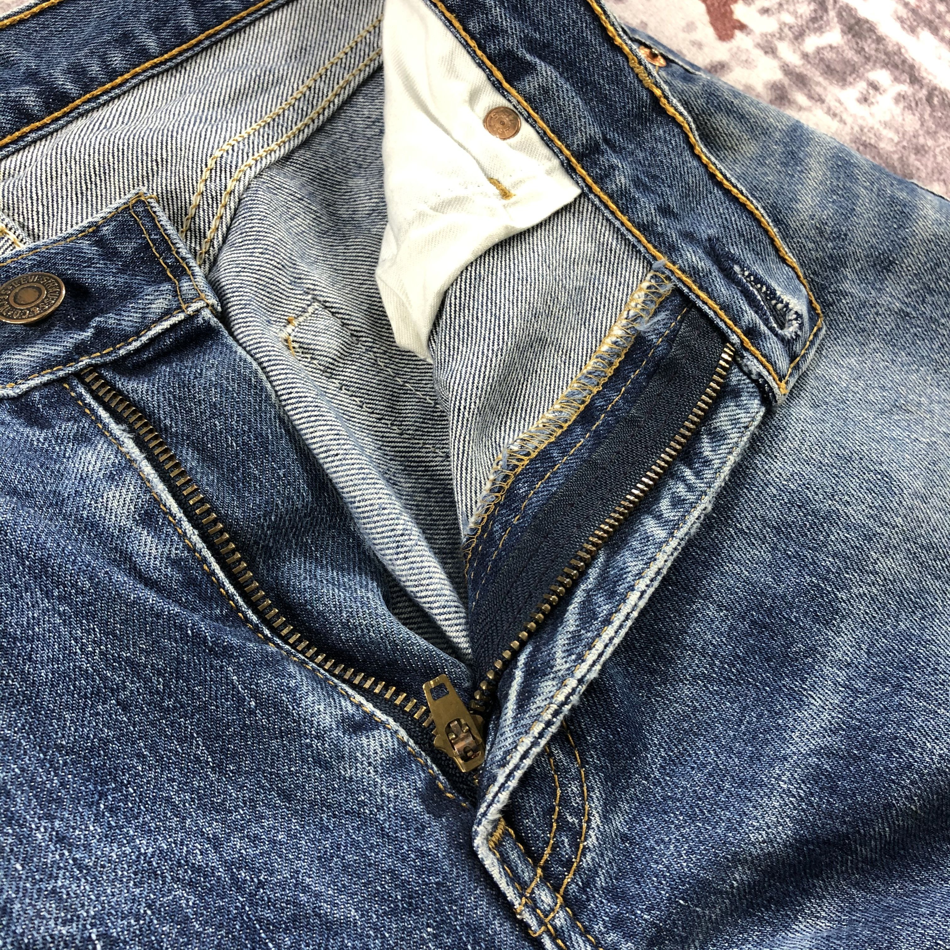 Levi's × Vintage 90s Vintage Blue Wash Levis 506 Jeans-JM2502 Size US 31 - 13 Thumbnail