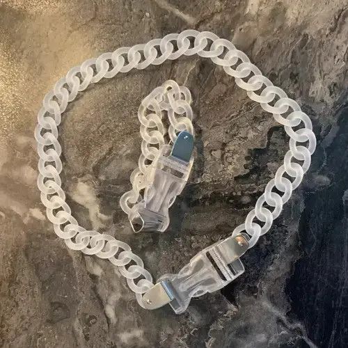 VIBE Acrylic Chain Buckle Necklace & Bracelet Size ONE SIZE - 4 Thumbnail