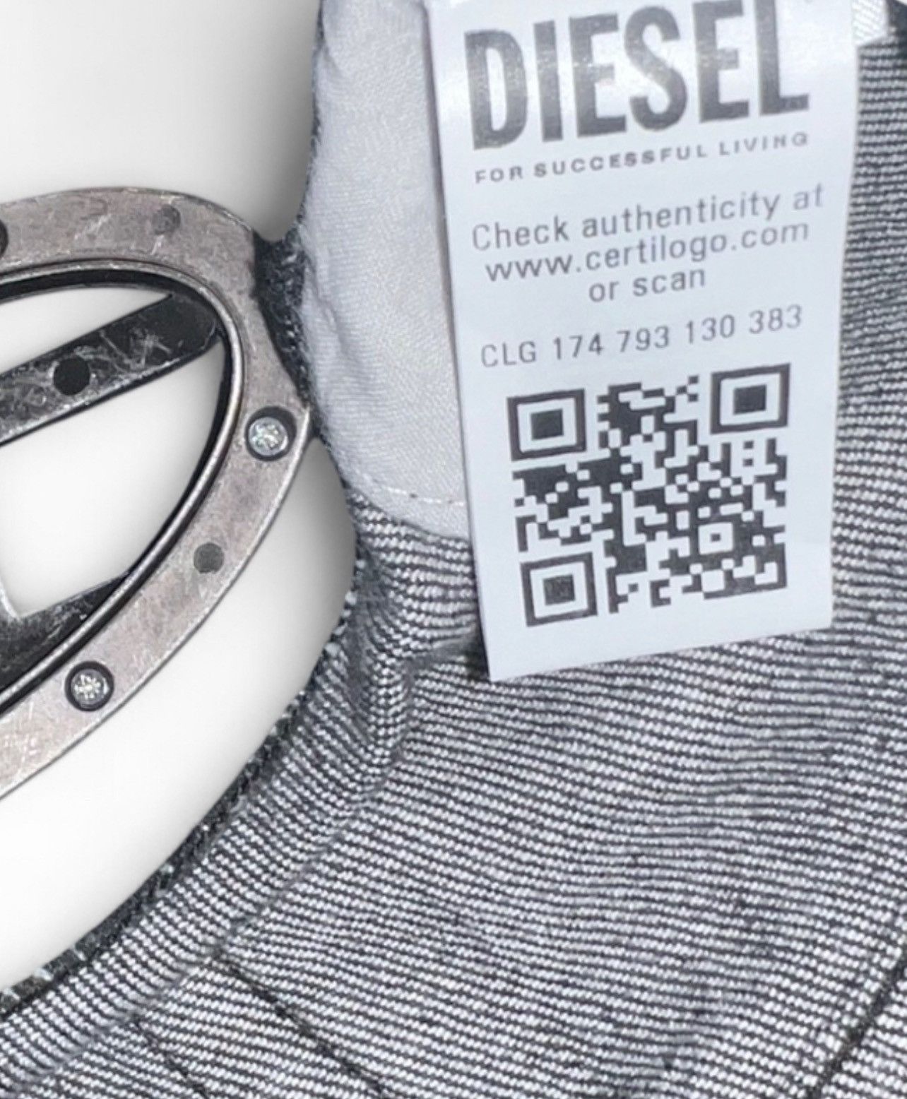Diesel Diesel D- ebbey Bootcut Metal D Buckle Jeans Size 30" / US 8 / IT 44 - 9 Thumbnail