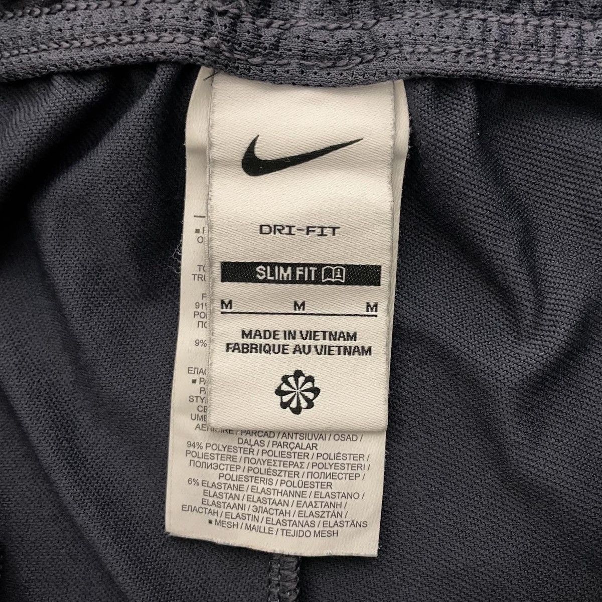 Nike Nike Liverpool FC Track Pants Soccer y2k Size US 32 / EU 48 - 3 Thumbnail