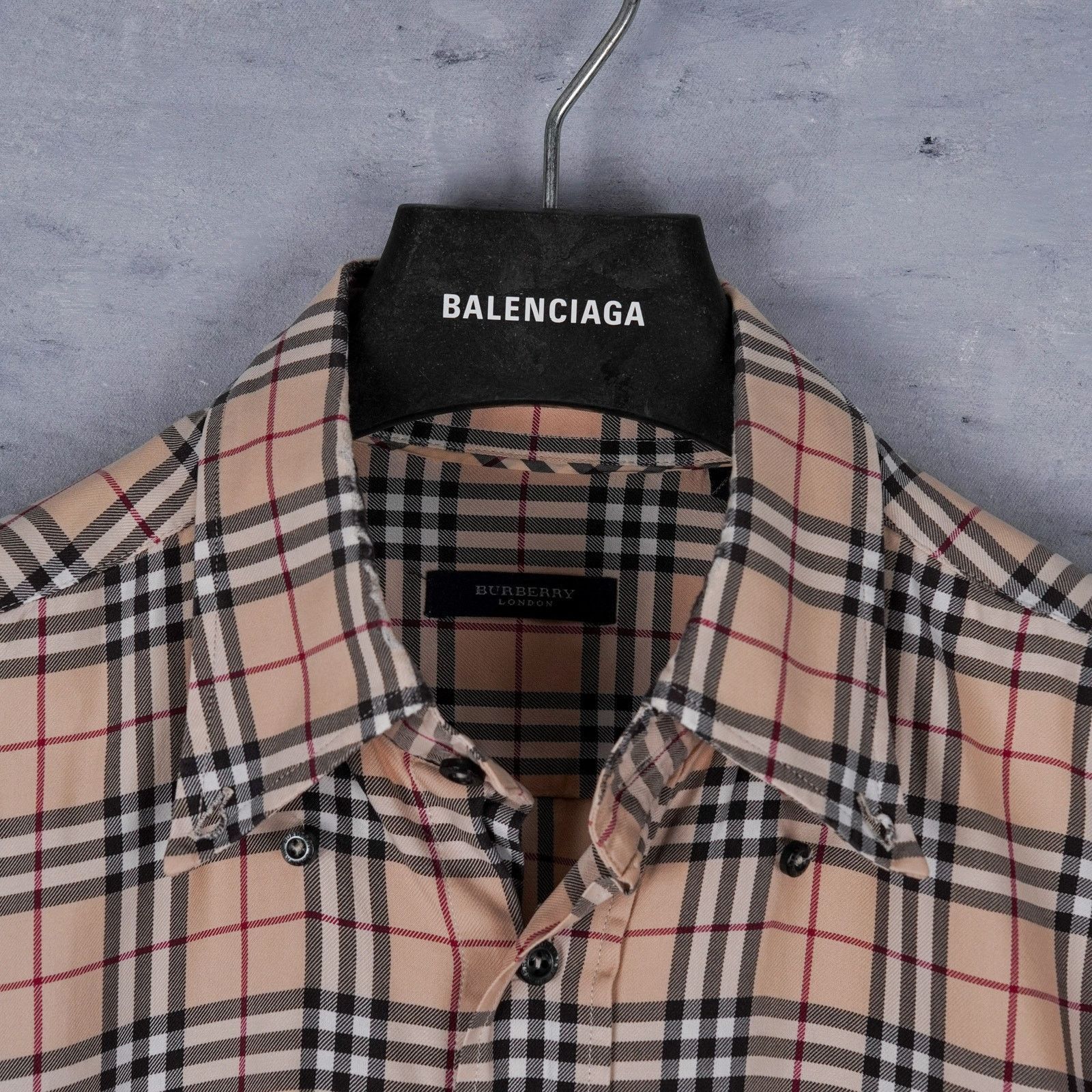 Burberry Vintage burberry beige nova check button down collar shirt Size US L / EU 52-54 / 3 - 4 Thumbnail