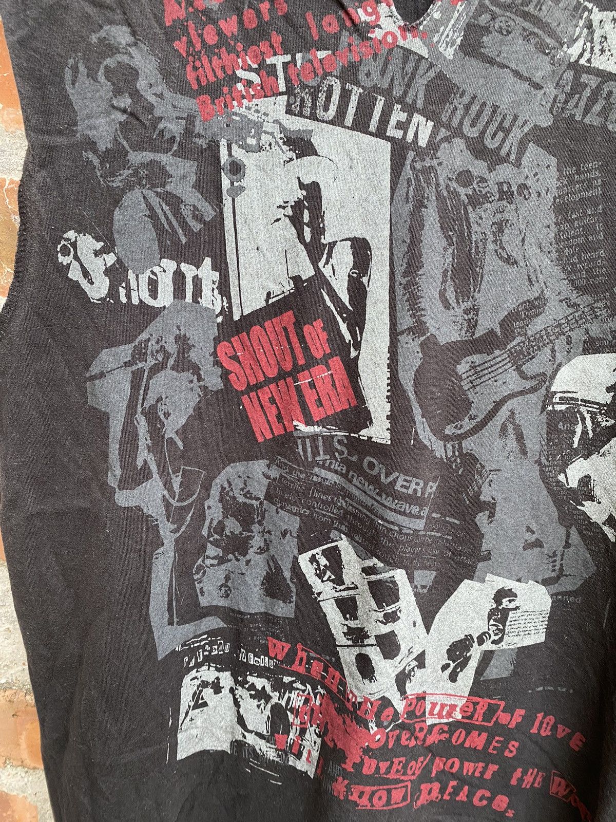 Obelisk 1990s Edge Rupert Rock riot tee Size US M / EU 48-50 / 2 - 8 Thumbnail