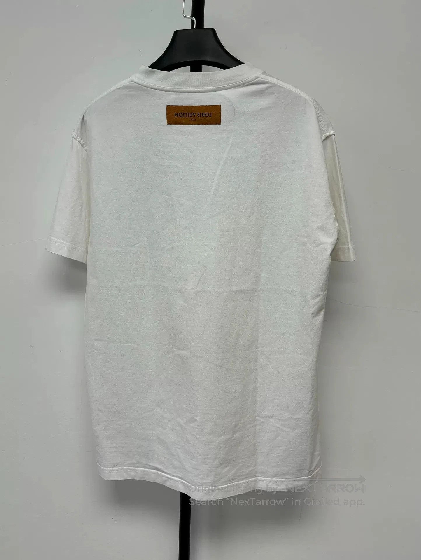 Louis Vuitton Louis Vuitton Embossed Logo Short-Sleeve. Size US M / EU 48-50 / 2 - 2 Thumbnail