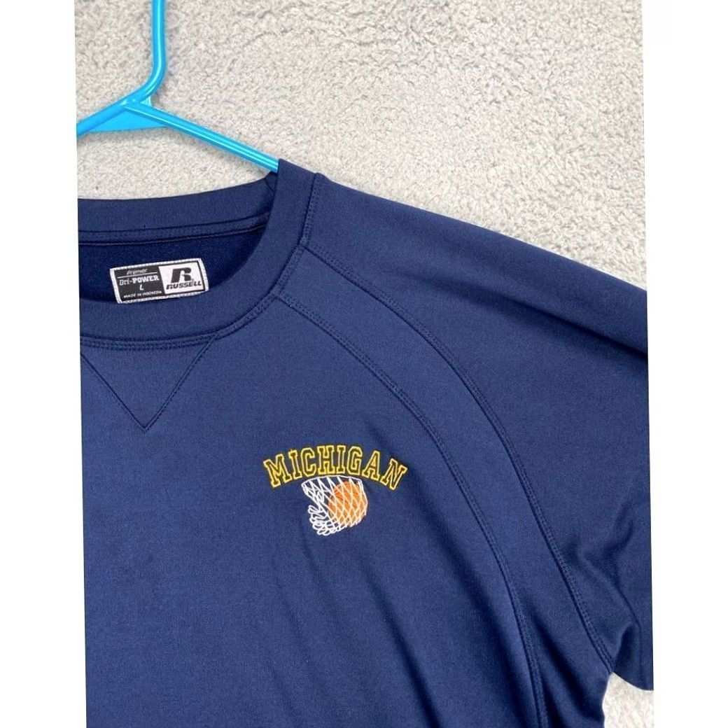 Vintage VINTAGE Michigan Wolverines Sweatshirt Mens Large Dri-Power Blue 90s Russell Size US L / EU 52-54 / 3 - 5 Thumbnail