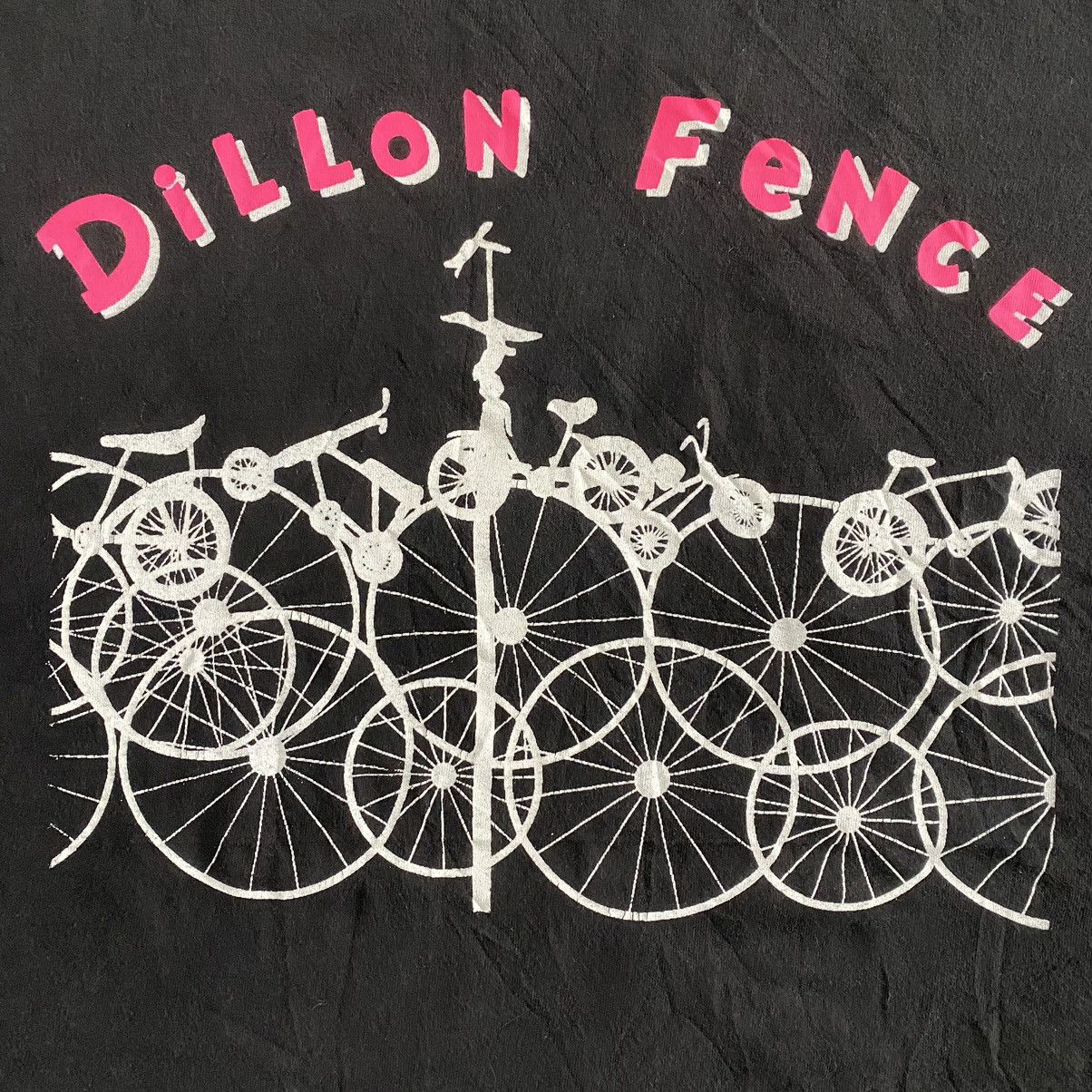 Band Tees × Vintage VINTAGE 90S DILLON FENCE T-SHIRT Size US XL / EU 56 / 4 - 4 Thumbnail