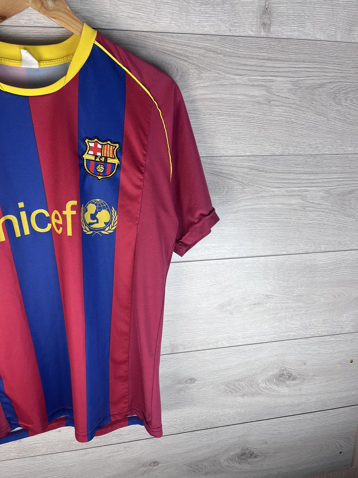 Japanese Brand Very rare soccer jersey FC Barcelona #10 Messi Size US S / EU 44-46 / 1 - 4 Thumbnail