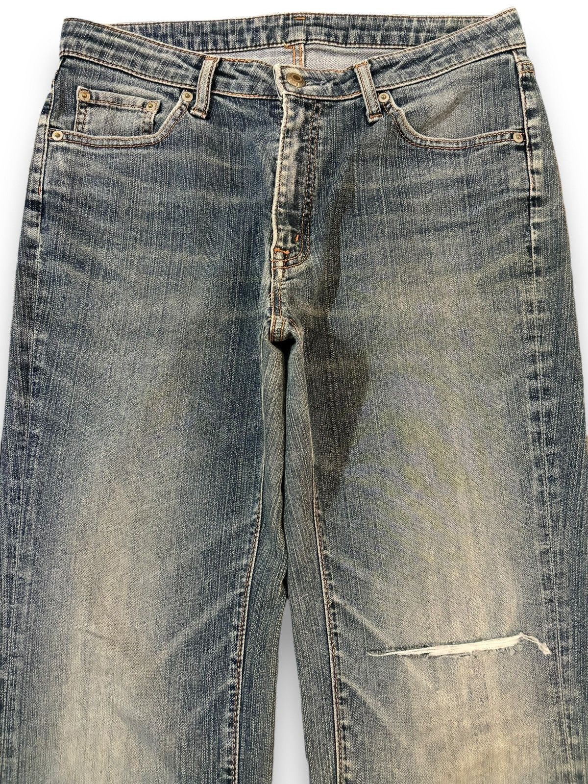 Japanese Brand Vintage Japanese Brand Mud Washed Loose Fit Distressed Jeans Size US 32 / EU 48 - 3 Thumbnail