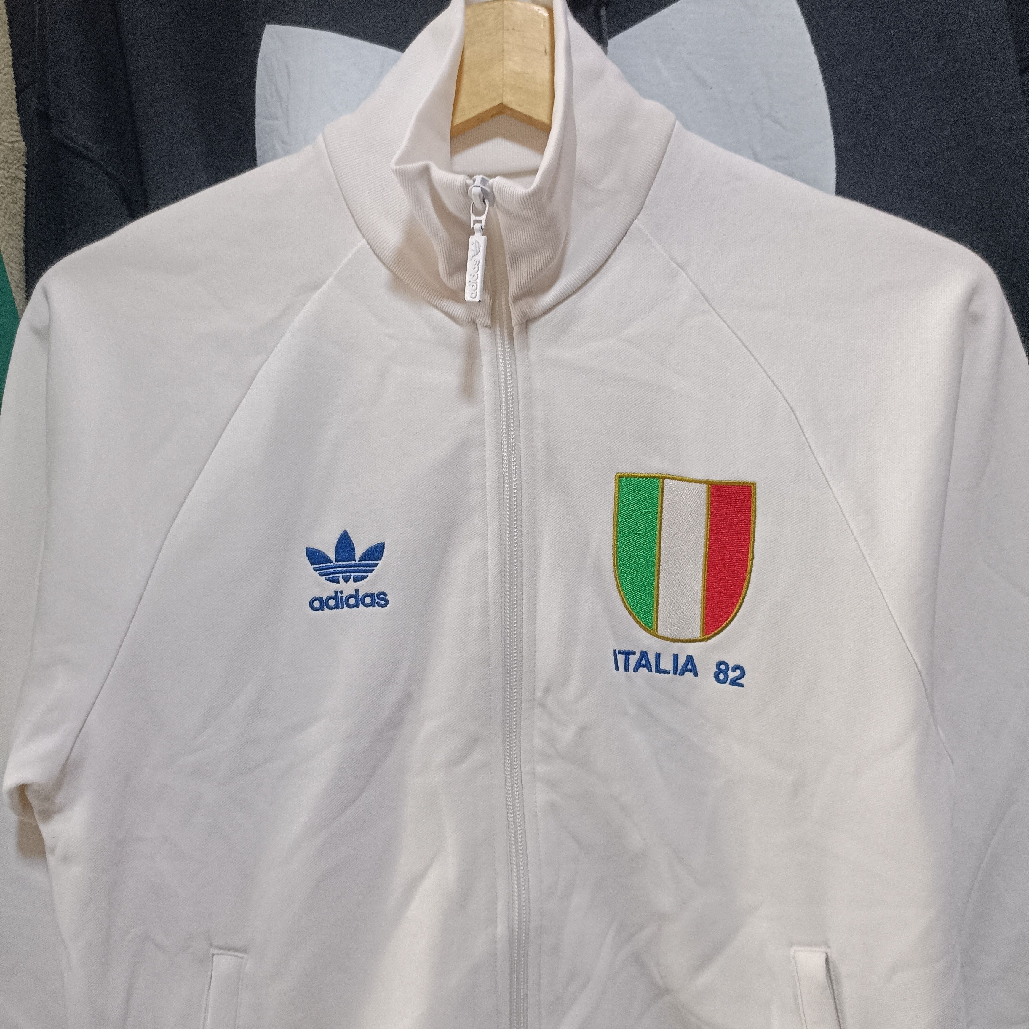 Adidas 2000s Tracktop Adidas Italia Forza Azzurri Y2k Size US XS / EU 42 / 0 - 3 Thumbnail