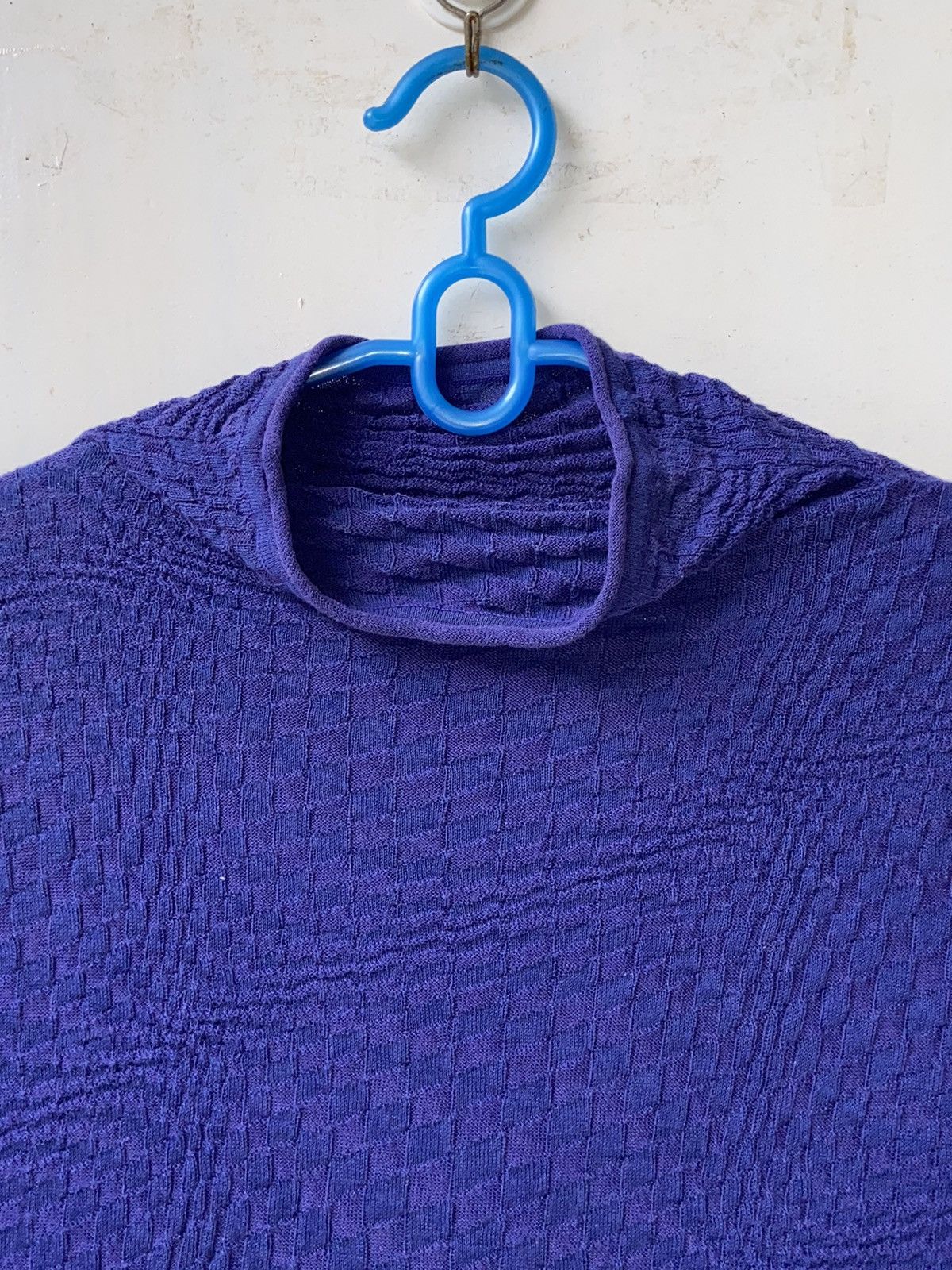 Issey Miyake HEART HAAT Purple Knit T-shirt Size S / US 4 / IT 40 - 9 Thumbnail